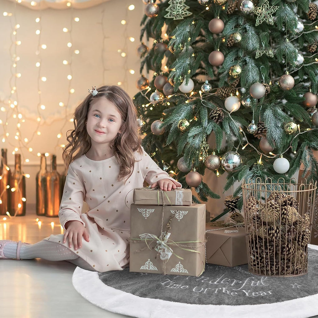 Faux Fur Christmas Tree Skirt – 90 cm & 122 cm – view 6