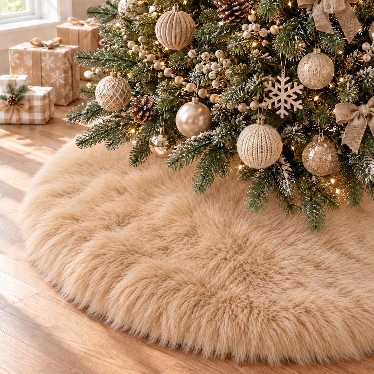 Velvet Christmas Tree Skirt with Ruffled Edge