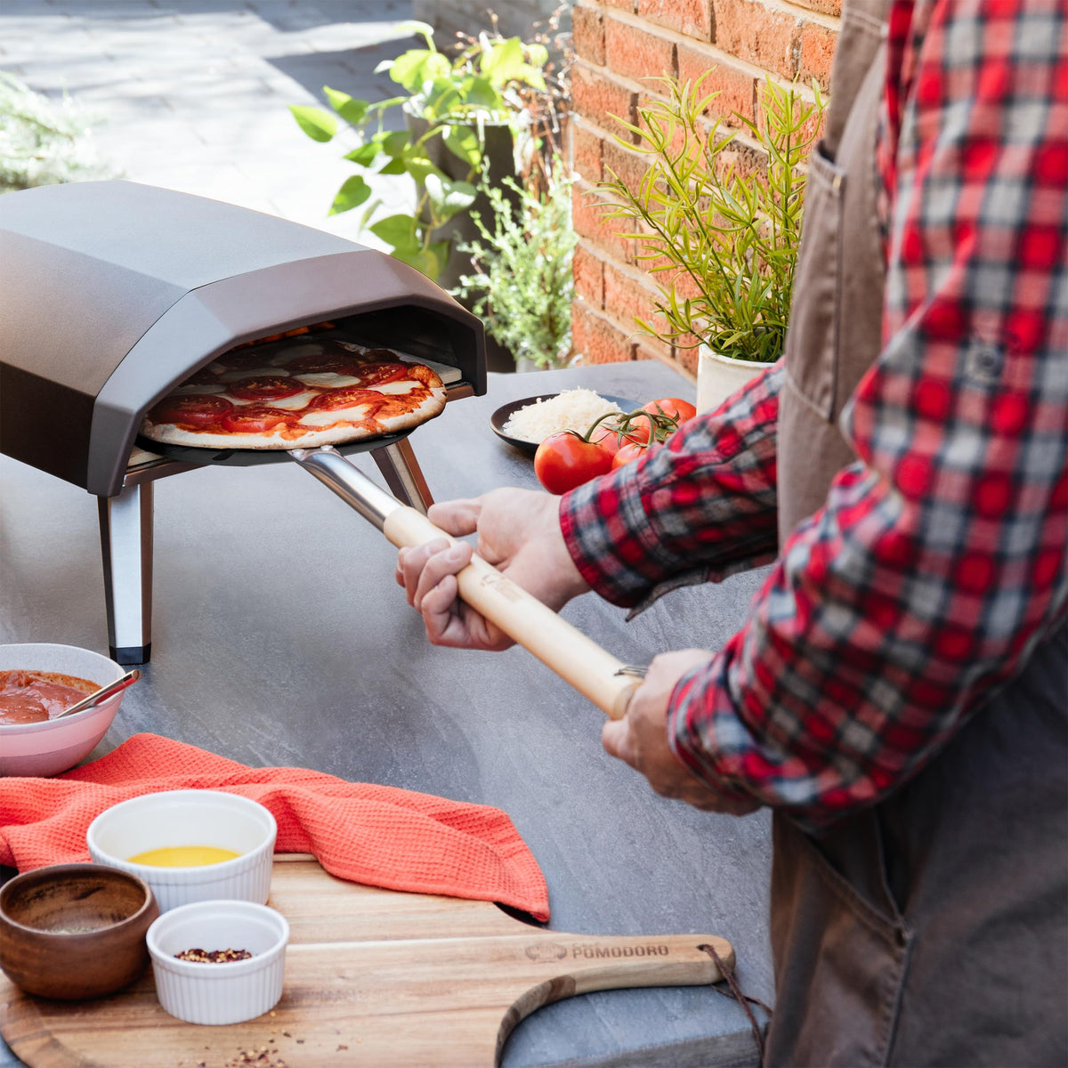 Perforated Pizza Turning Peel – Detachable Long Handle