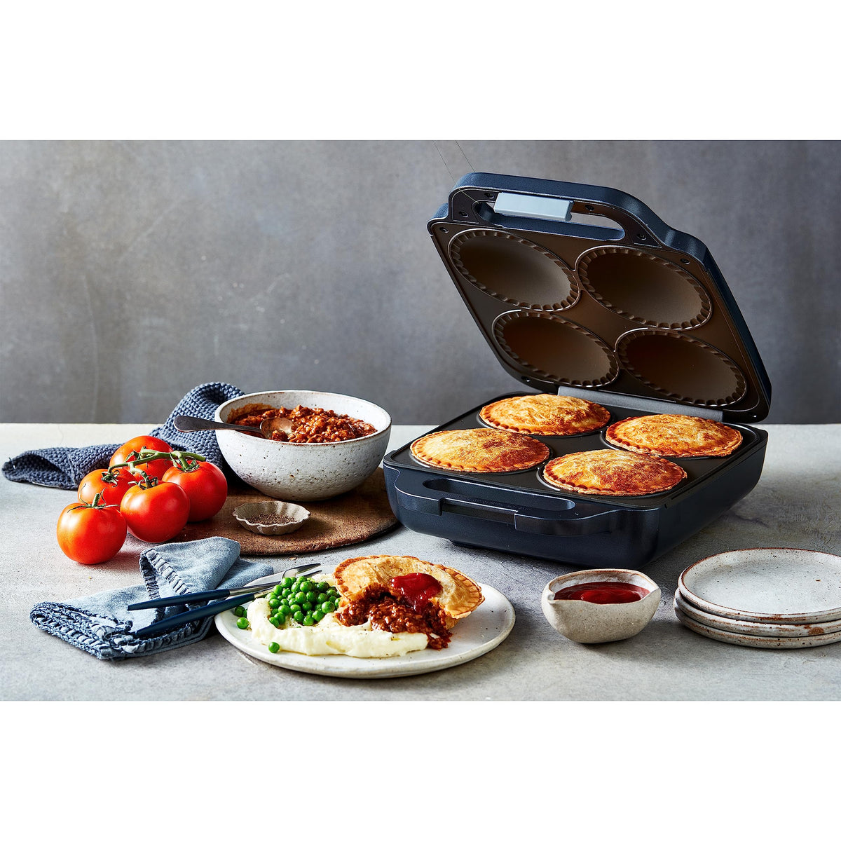 Sunbeam Pie Magic 4-Up Electric Pie Maker